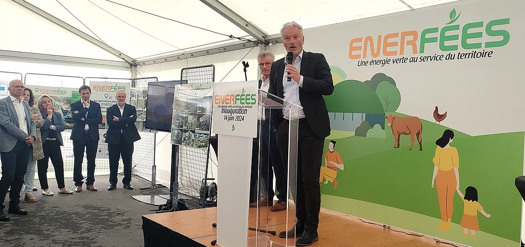 Guillaume Dieuset, Président de BreizhEnergie et DG de SemBreizh, a rappelé l'engagement de BreizhEnergie au côté de la coopérative des Fermiers de Janzé et de Terre des Fées, lors de l'inauguration d'Énerfées au côté de Roger Moriceau, Président de Terre des Fées, et en présence de Loïg Chesnais-Girard Président de la Région Bretagne.